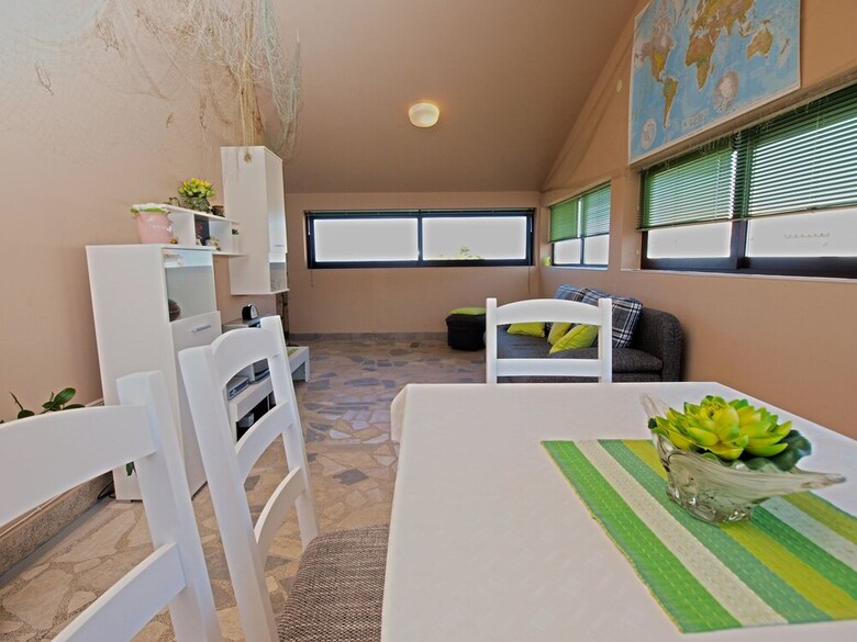 Apartment 531