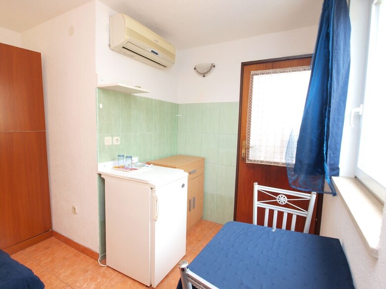 Apartment 700