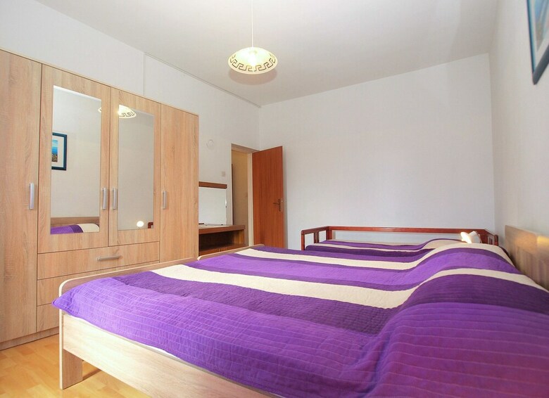 Apartment 847
