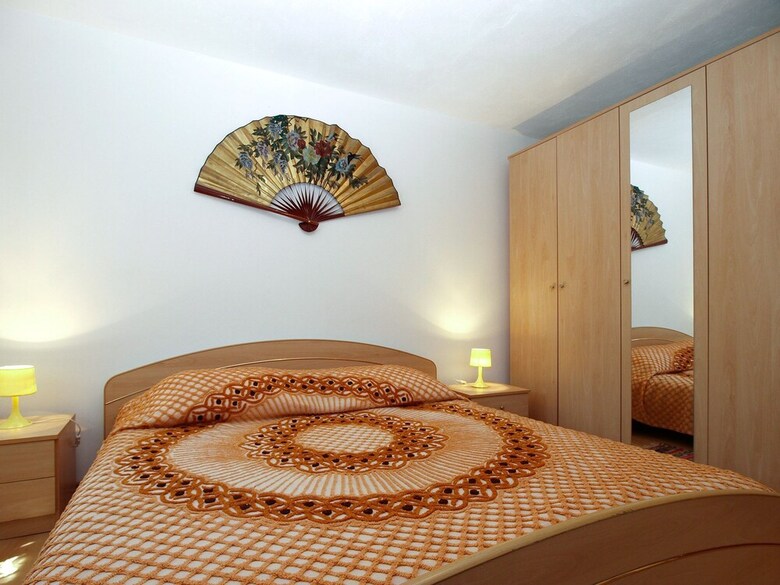 Apartment 903