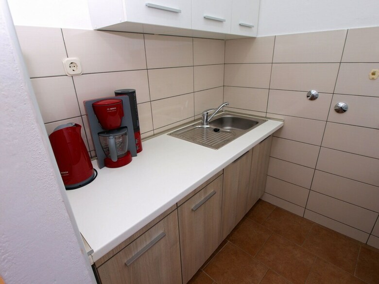 Apartment 1001