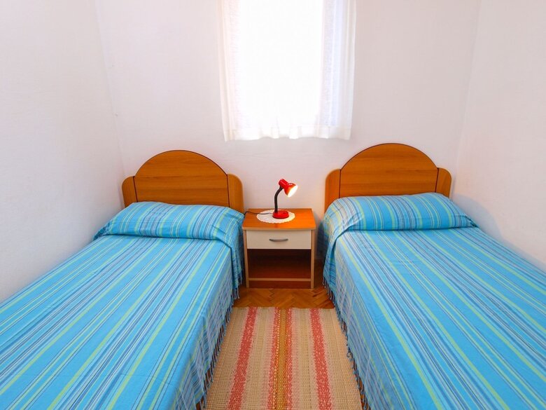 Apartment 1001