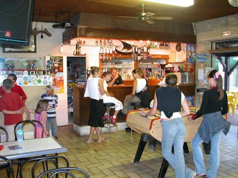 Camping De Maillac - Chalets