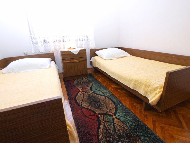 Apartment 1070