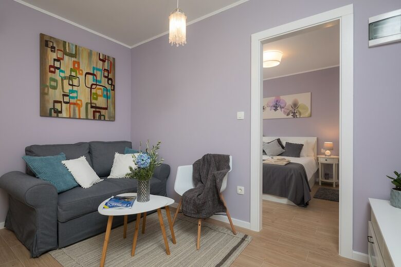 Apartments Zlatin Dvor