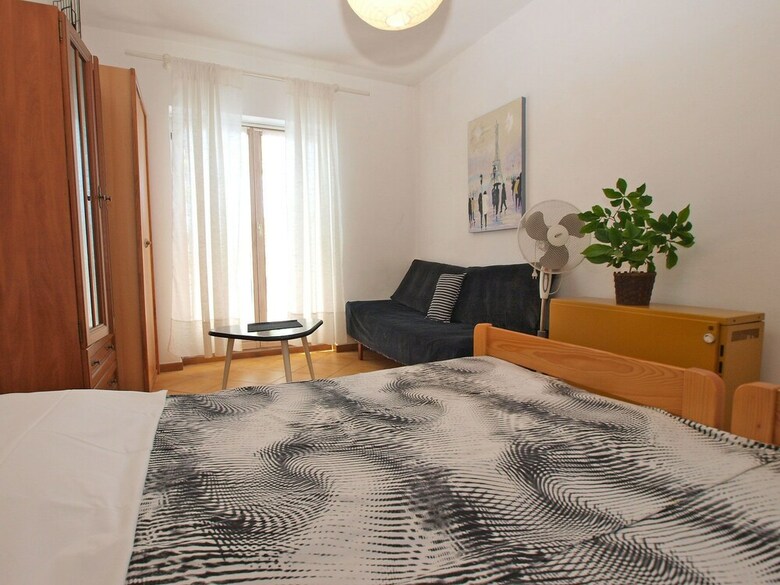 Apartment 1095