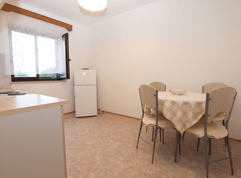 Apartment 1210