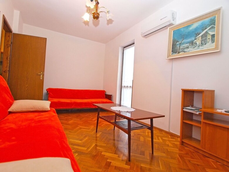 Apartment 1210