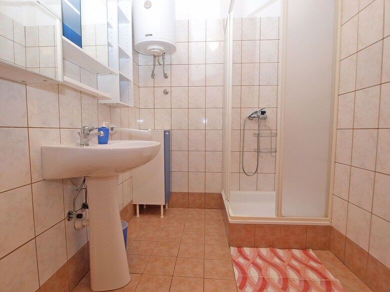 Apartment 1210