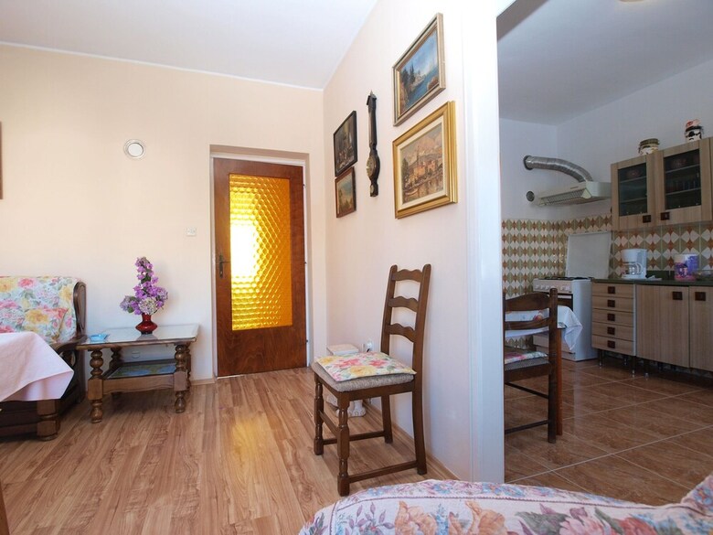 Apartment 1435