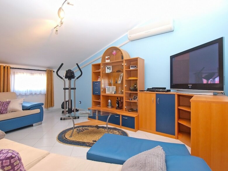 Apartment 1436