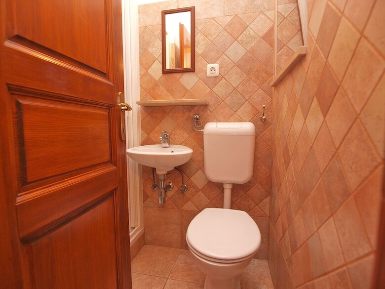 Apartment 1510
