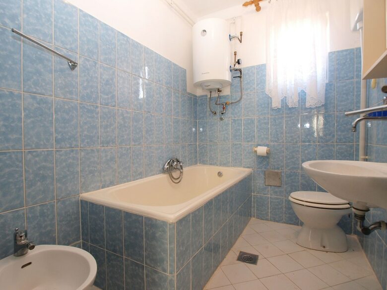 Apartment 1539