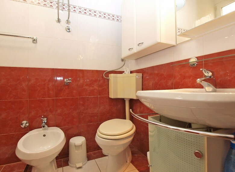 Apartment 1544