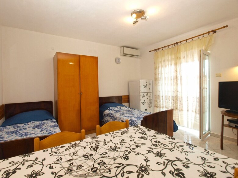 Apartment 1588