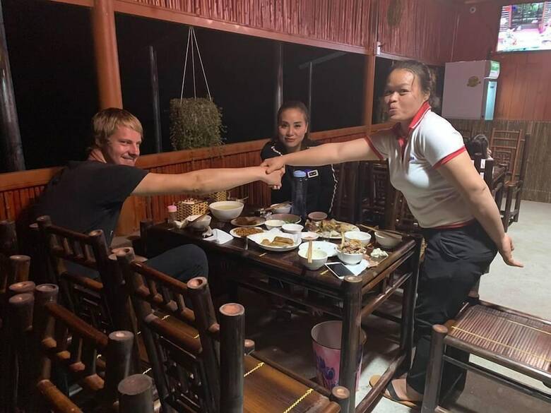 Hostal Tinh Homestay - Hostel