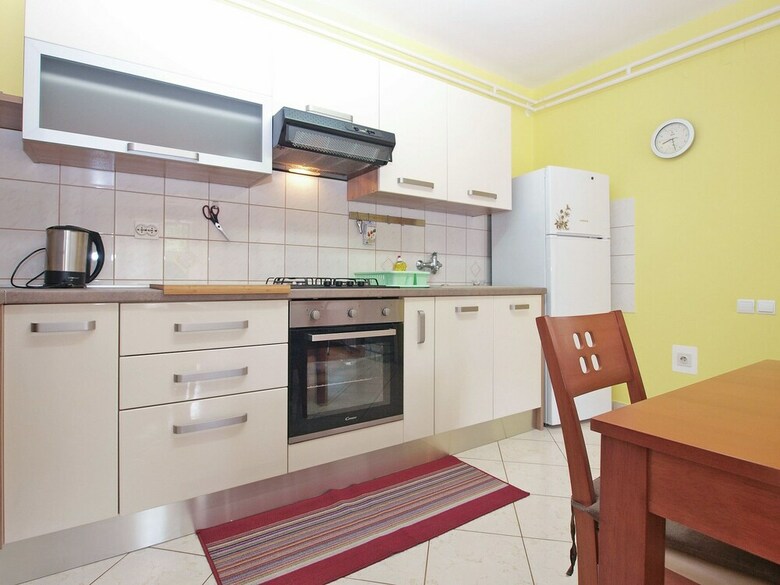 Apartment 1623