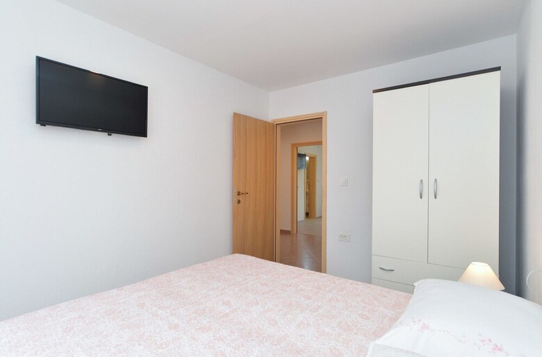 Apartment 1659