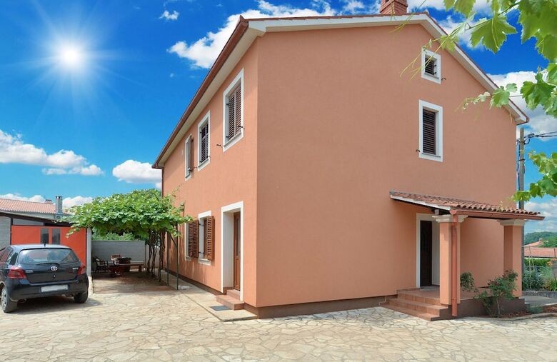 Apartment 1659