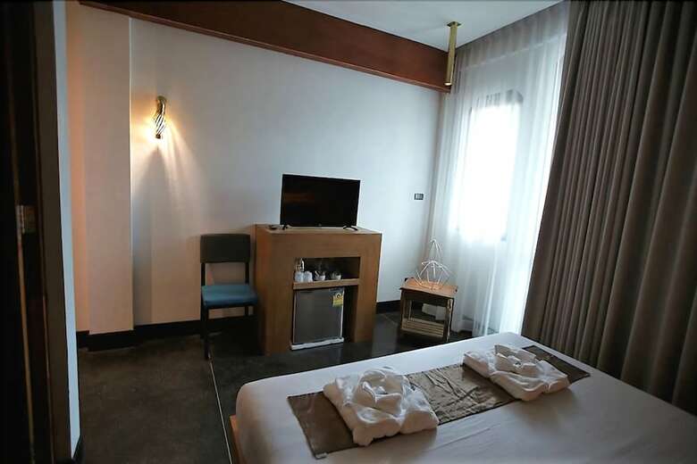 The Humble Bed & Hotel