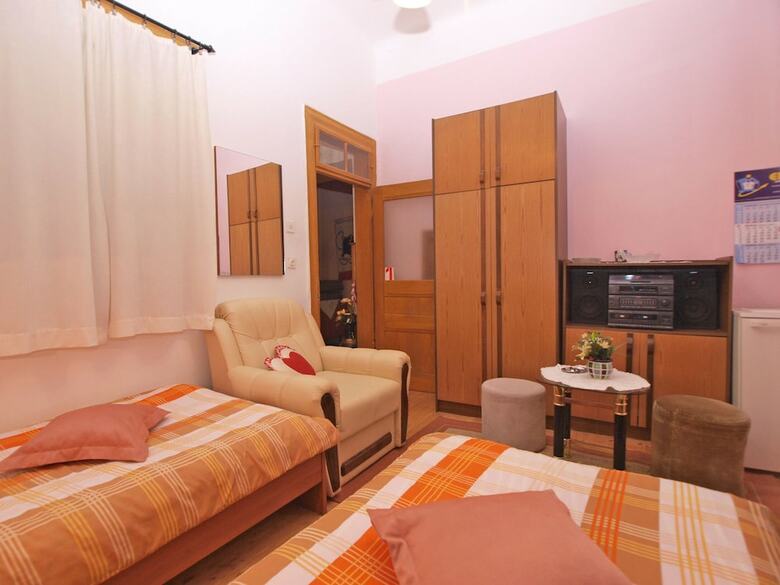 Hotel Room 1646
