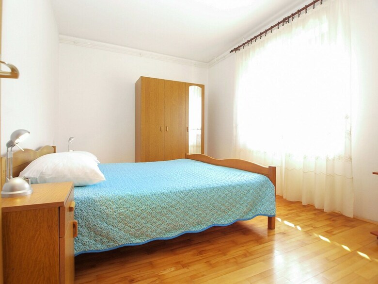 Apartment 1563