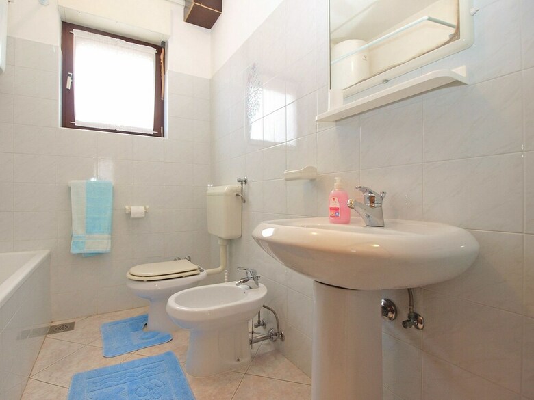 Apartment 1563