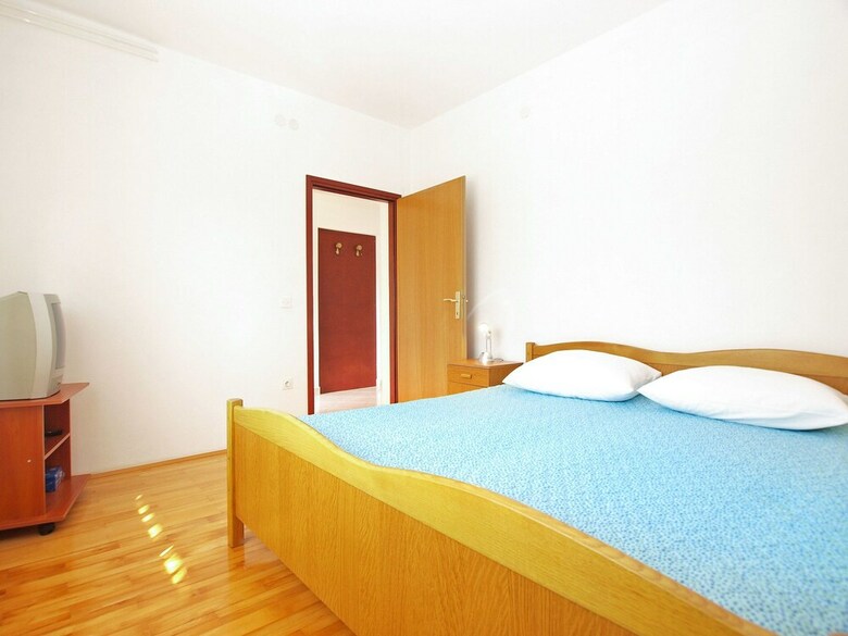 Apartment 1563