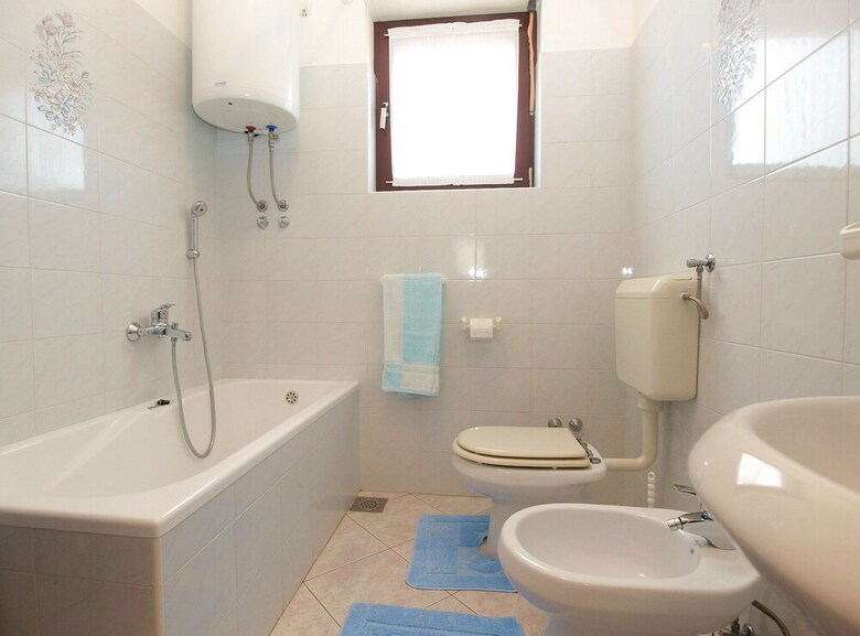 Apartment 1563