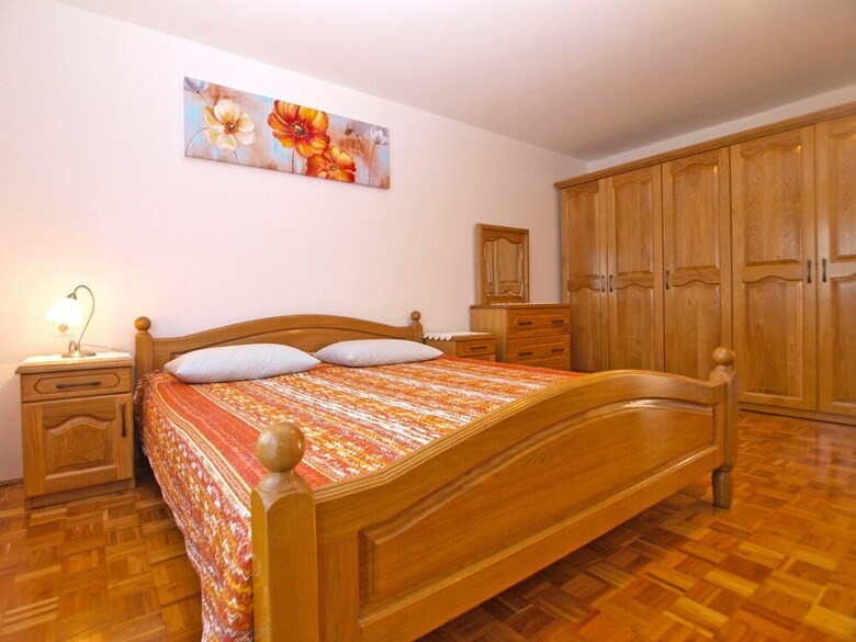 Apartment 1638