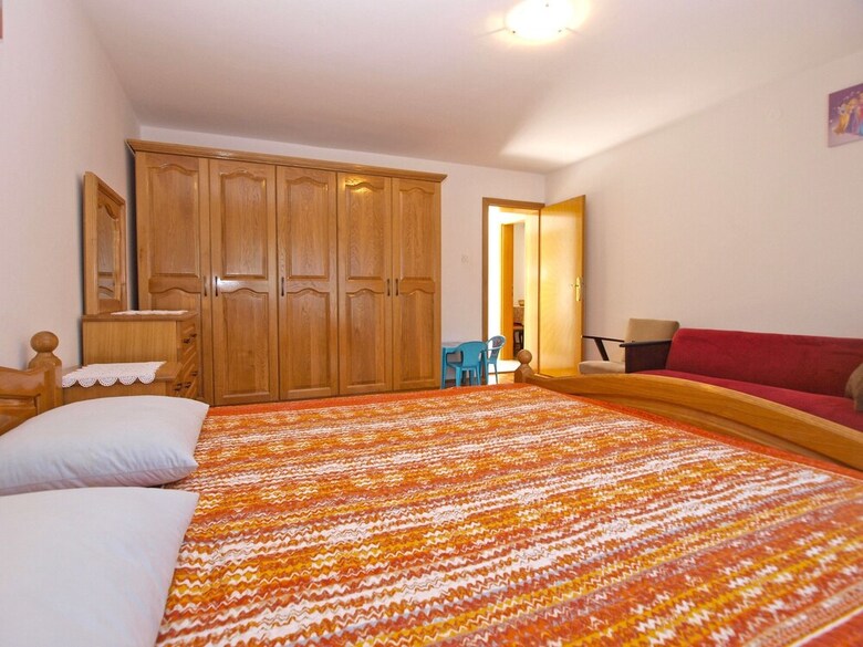 Apartment 1638