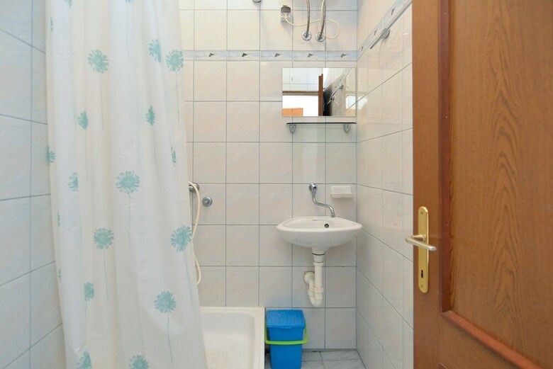 Apartment 1631