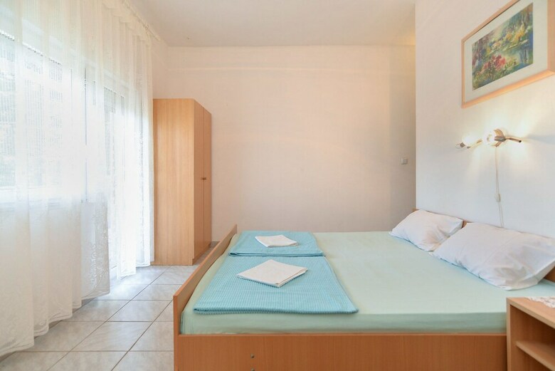 Apartment 1631