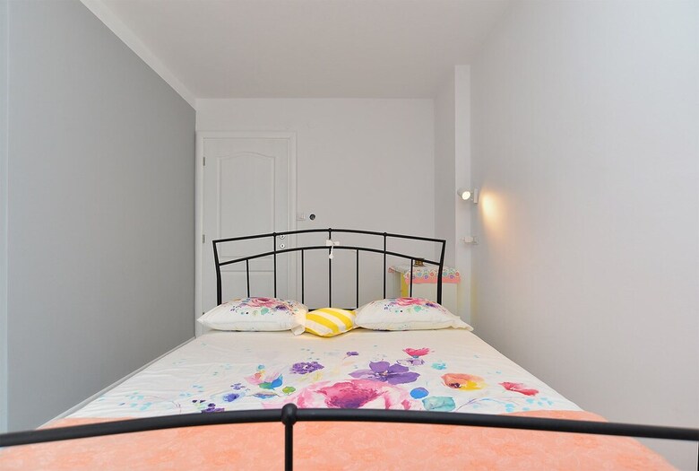 Apartment 1648