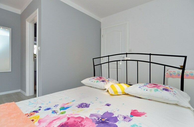 Apartment 1648