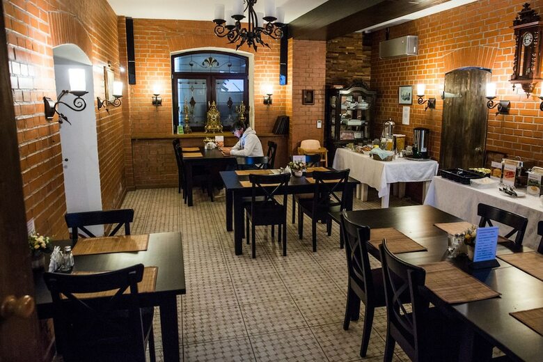 Osobnyak On Karla Marksa Hotel