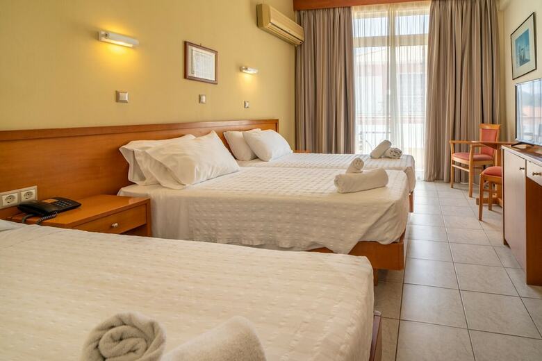 Neda Hotel