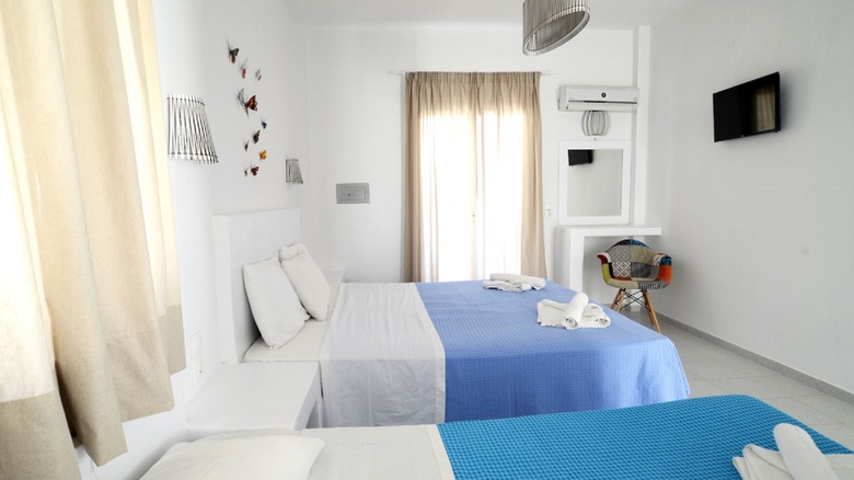 La Va Land Hotel