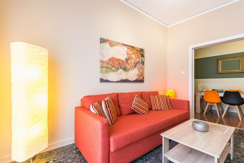 Comfy Kerameikos Apartment