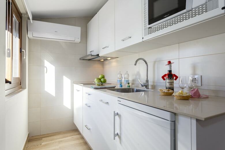 Arenal Studio Midtown Surthy Apartments