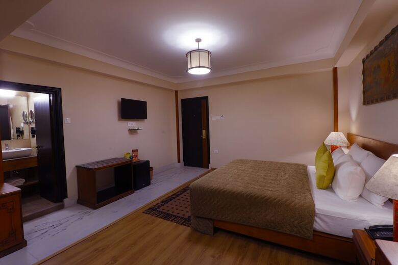 Hostal Denzong Shangrila Hotel & Spa