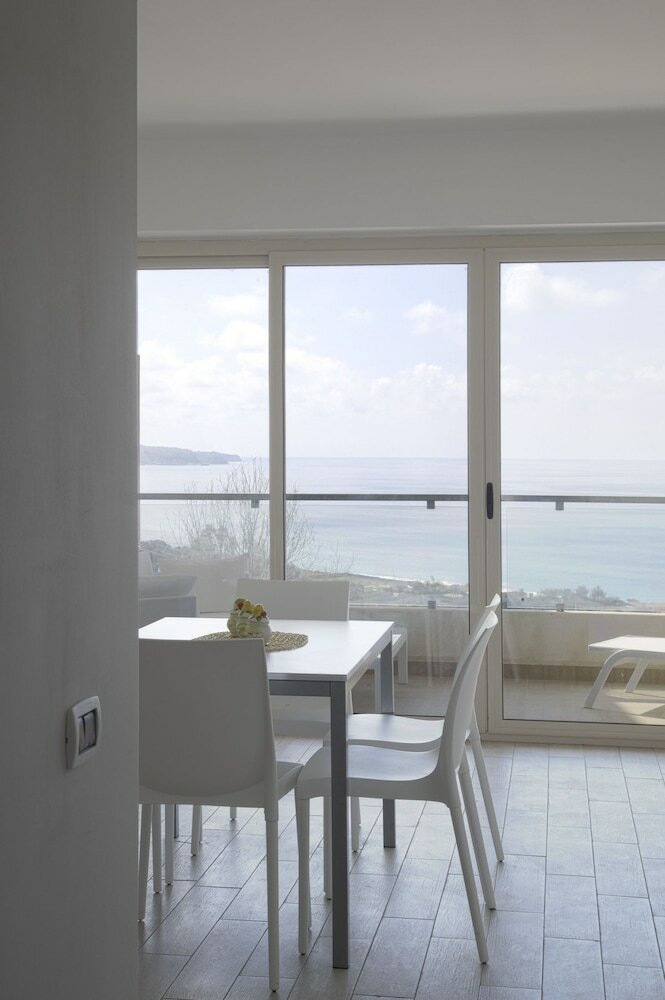 Airone Residence