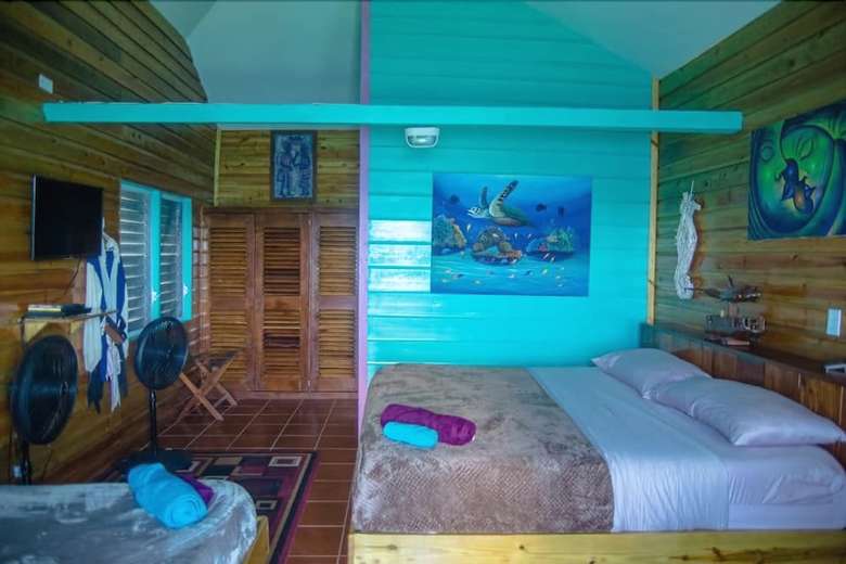Hotel King Lewey's Island Resort