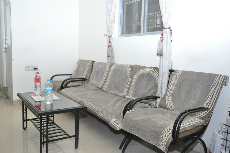 Jk Rooms 123 Hotel Orangeleaf