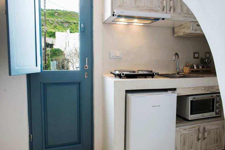 Apartamentos Stoa Cave Villas