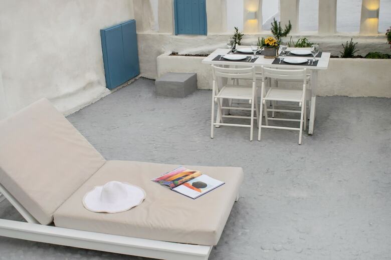 Apartamentos Stoa Cave Villas