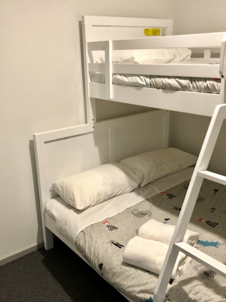 Apartamentos 24 Lawlers