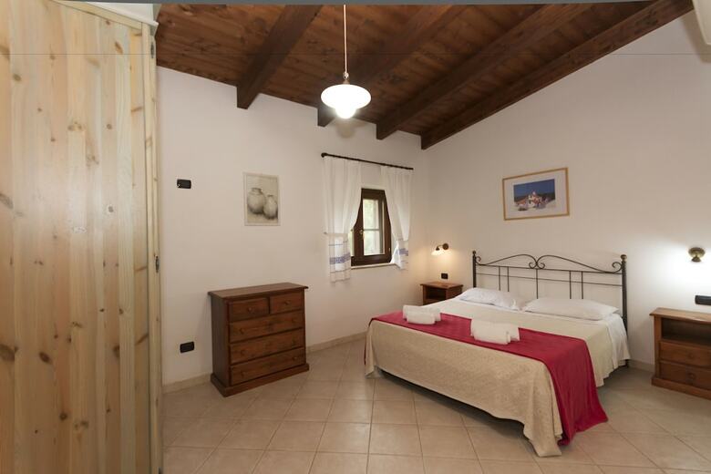 Podere Monte Sixeri Country Estate