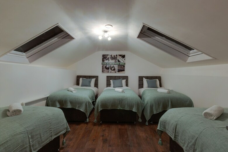 Matthew Street Apart Hotel