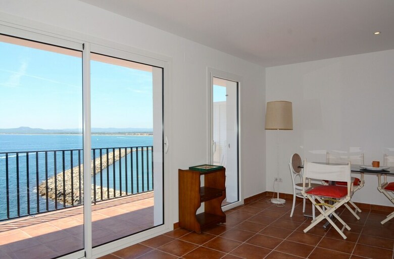 Apartment Blau Mar Cap de La Barra